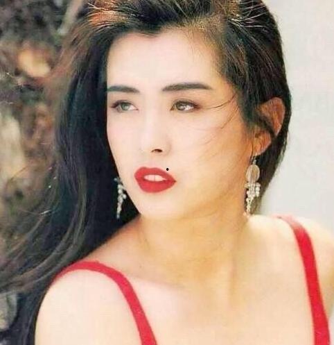 姑娘爆料王祖贤视频,揭秘女神不为人知的瞬间  第2张